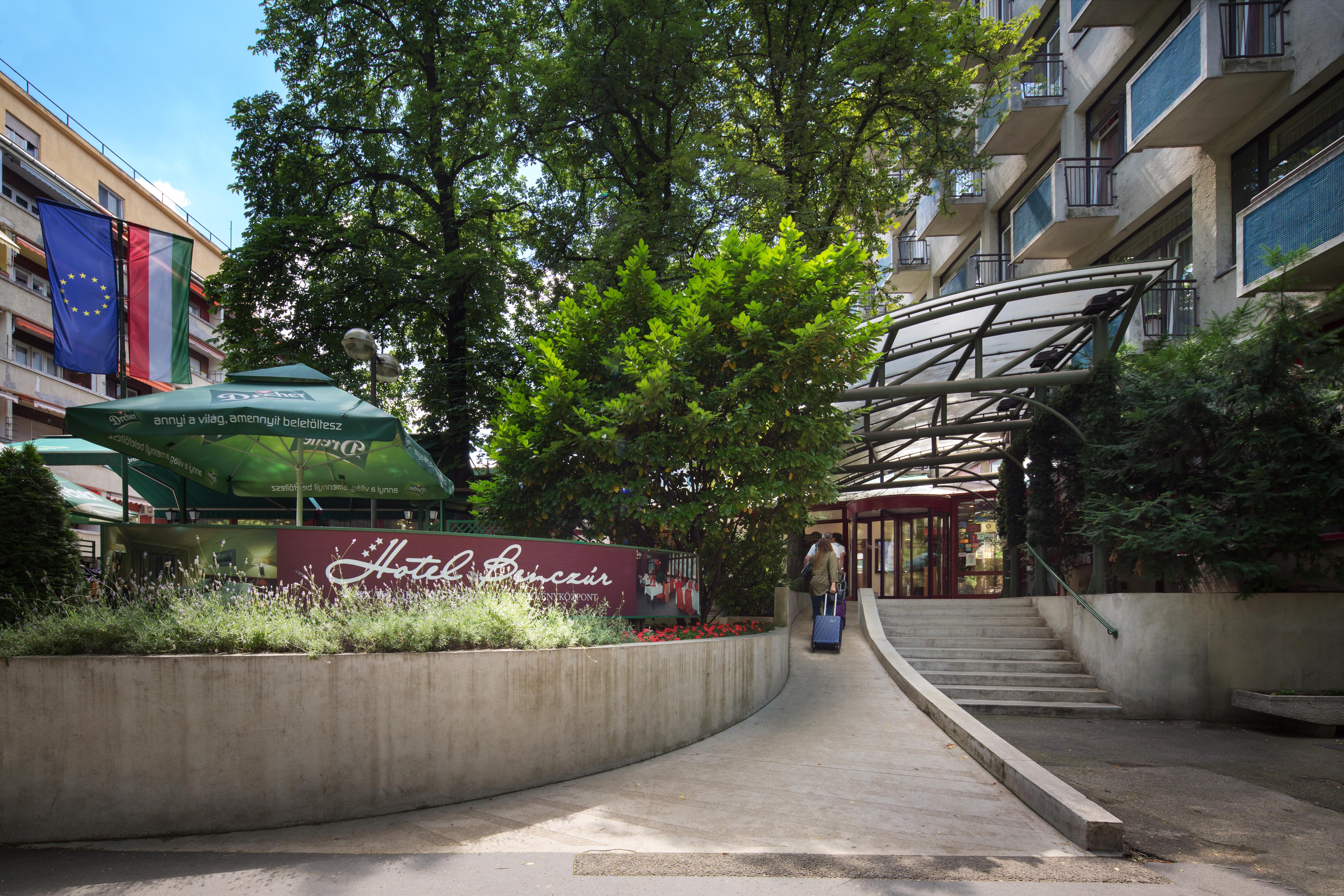 Hotel Benczur 3*