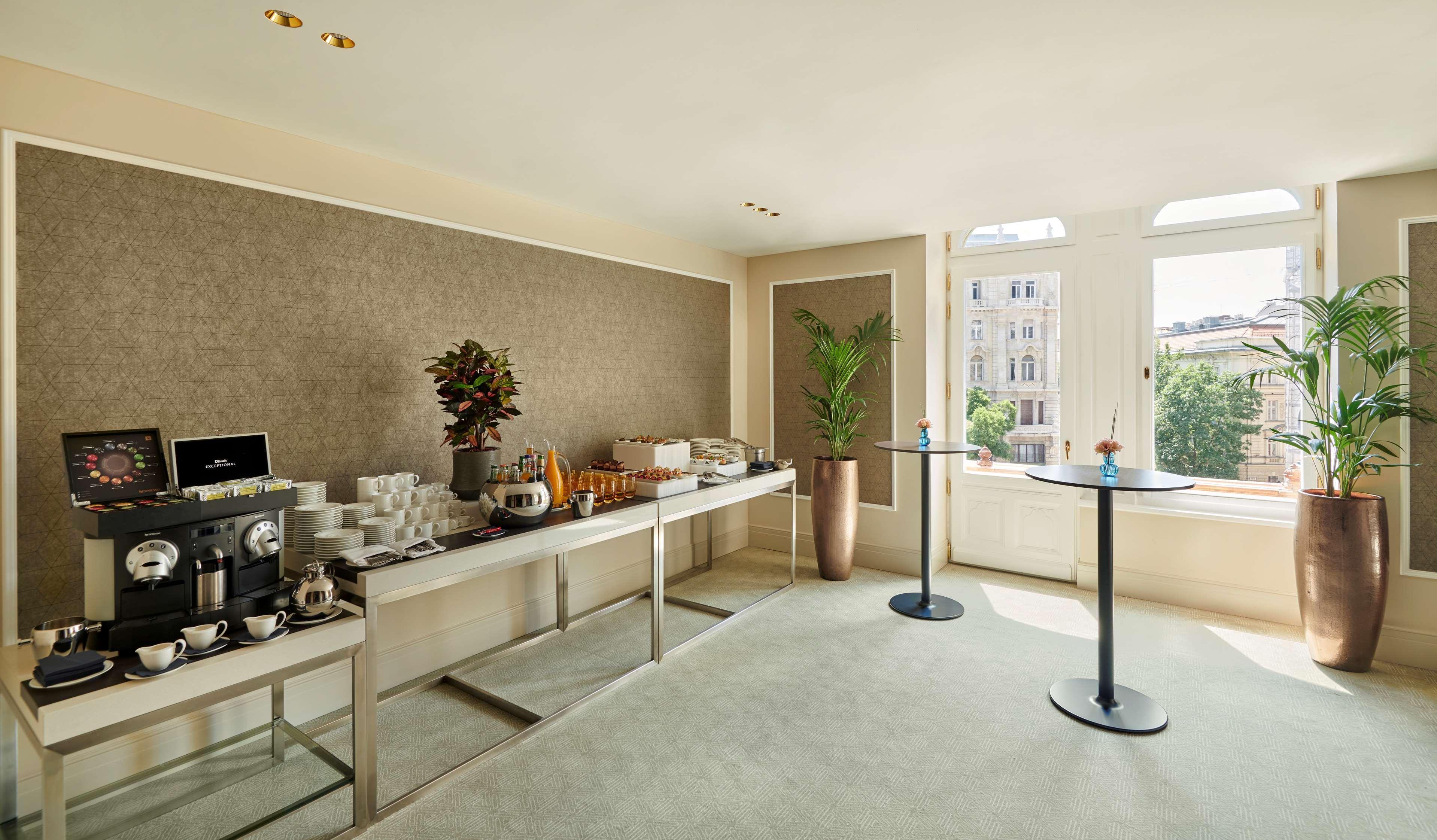 Hotel Parisi Udvar Budapest, Part Of Hyatt 5*