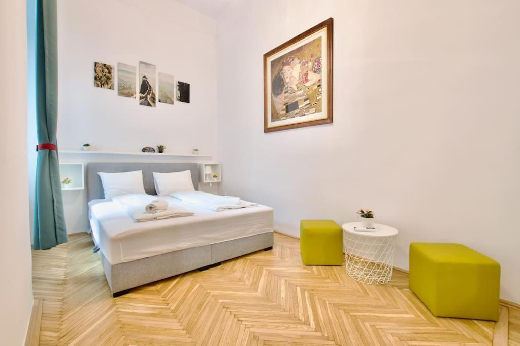 Standard By Hi5 - Muzeum 5 Apartamento Budapeste