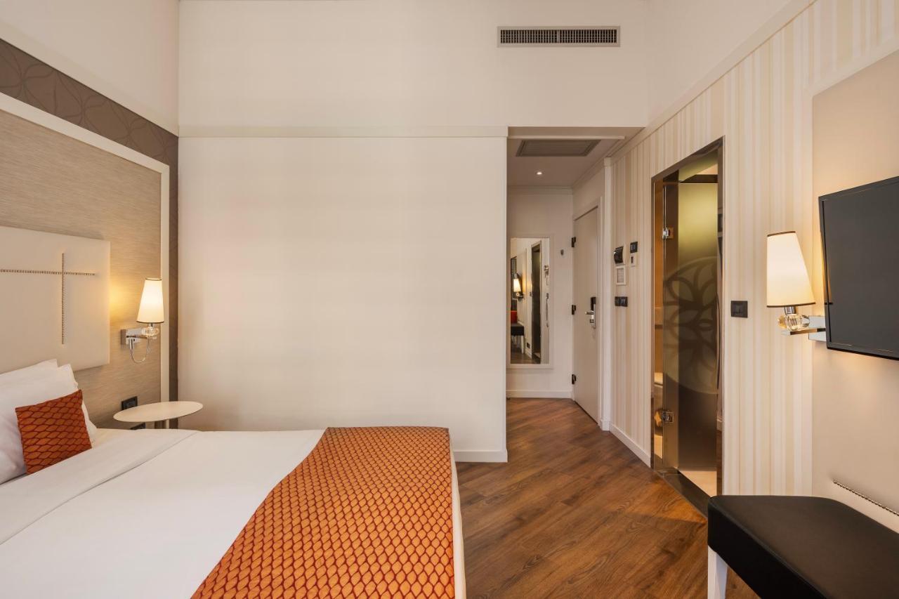 Ikonik Parlament Hotel Budapeste