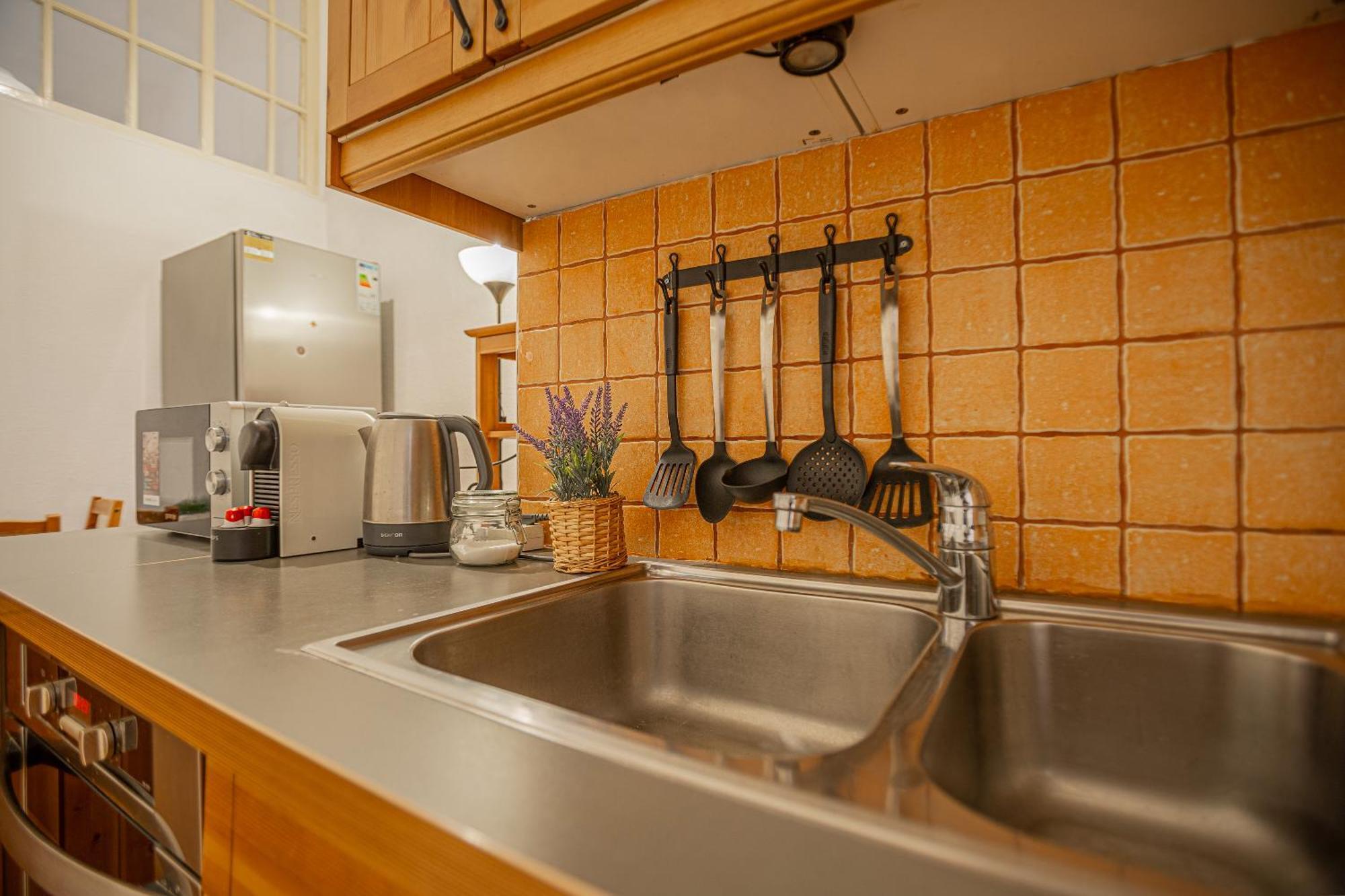Apartment Jackquaters Silver *