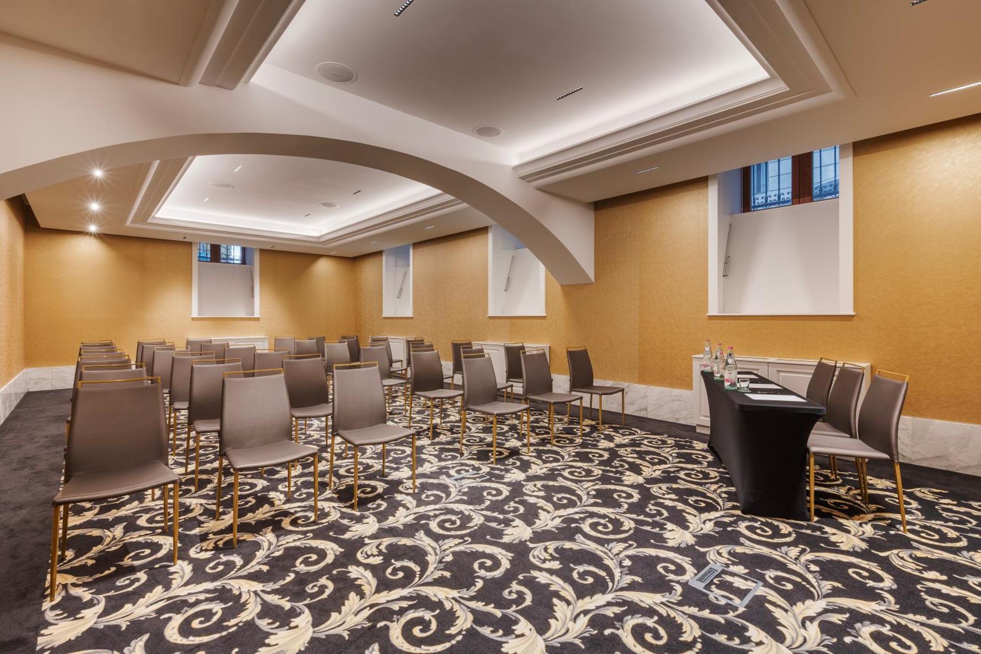 Aurea Ana Palace By Eurostars Company 5*
