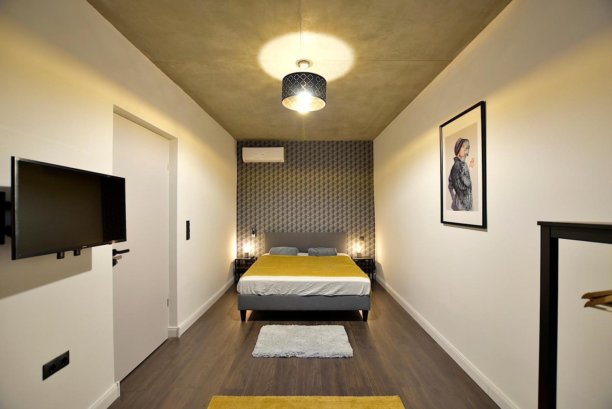 New Faces Design In Downtown Apartment