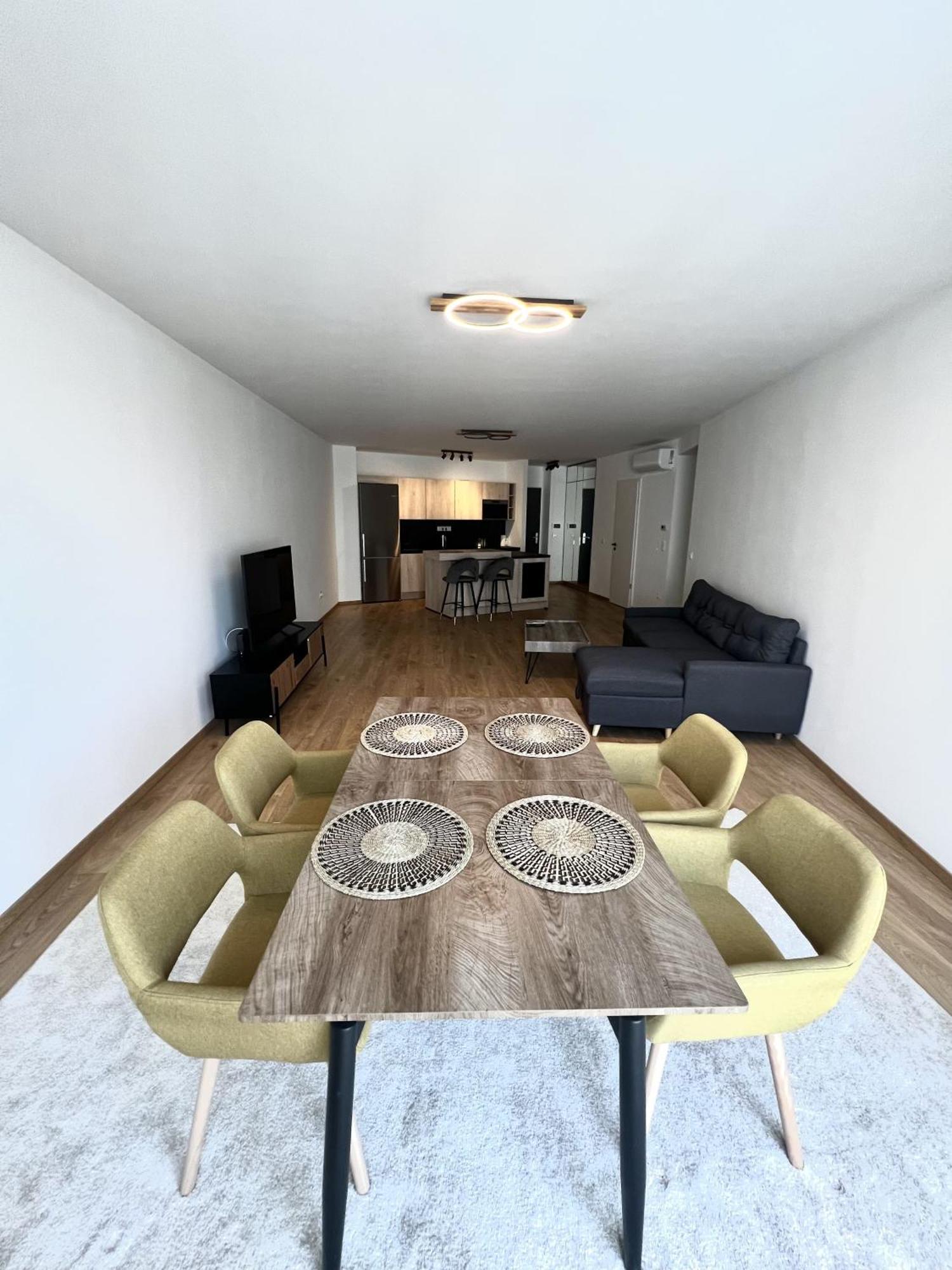 Mt Apartmanhotel *