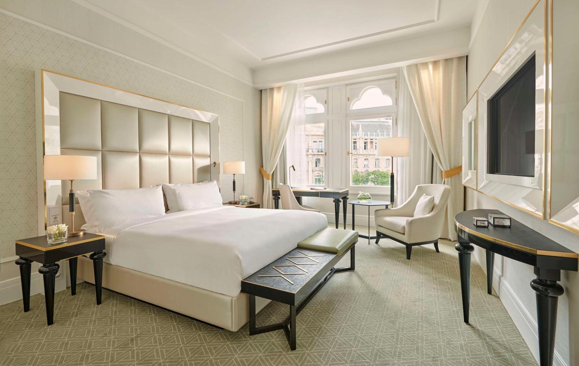Hotel Parisi Udvar Budapest, Part Of Hyatt Budapest