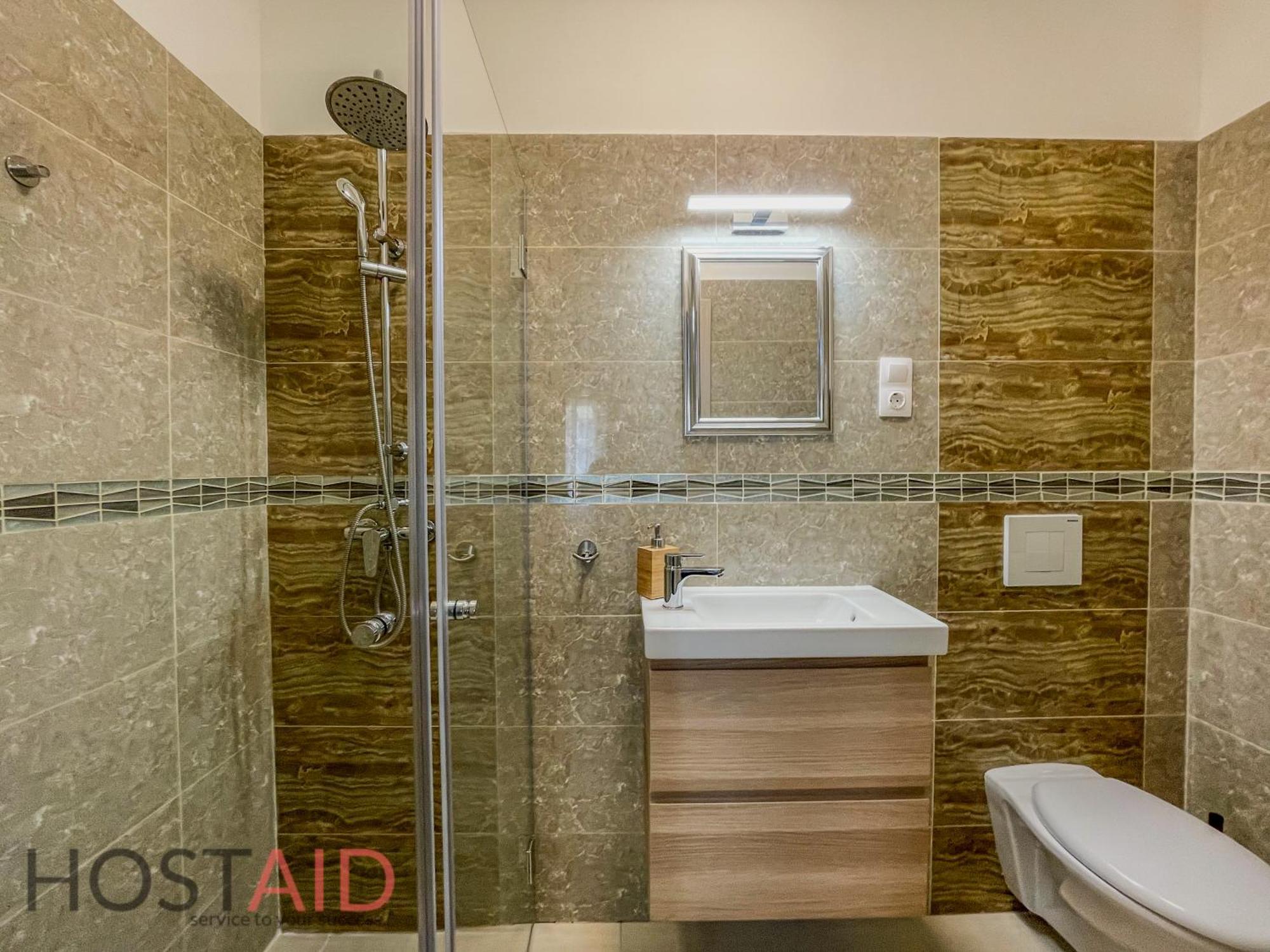 Apartment Dh30 - - Hostaid Budapest