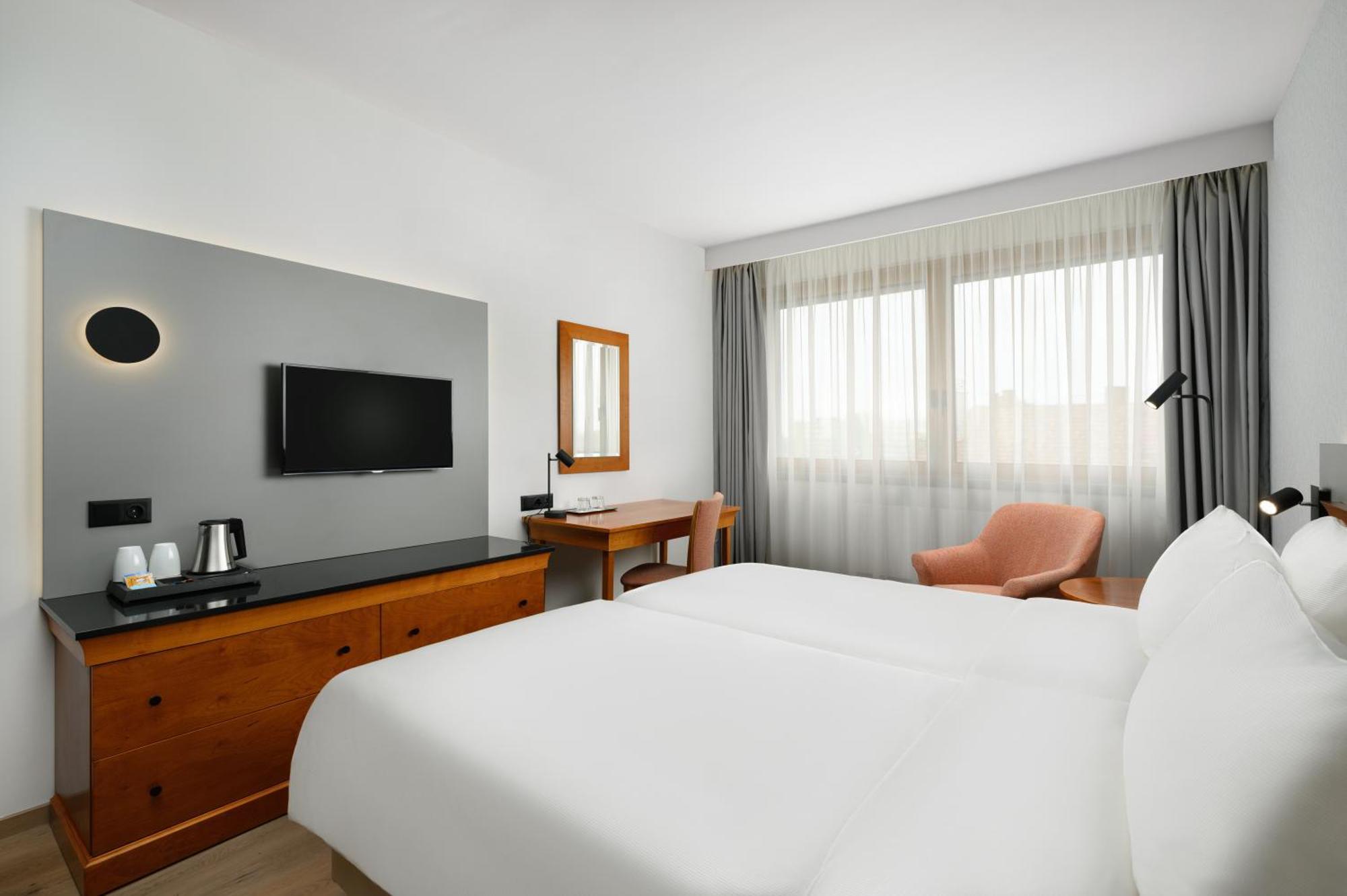 Hotel Danubius Hungaria Center 4*