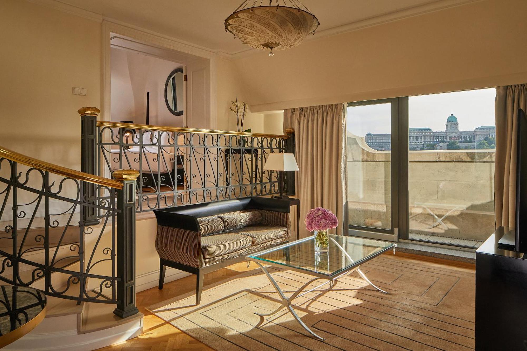 Four Seasons Gresham Palace 5* Budapeste