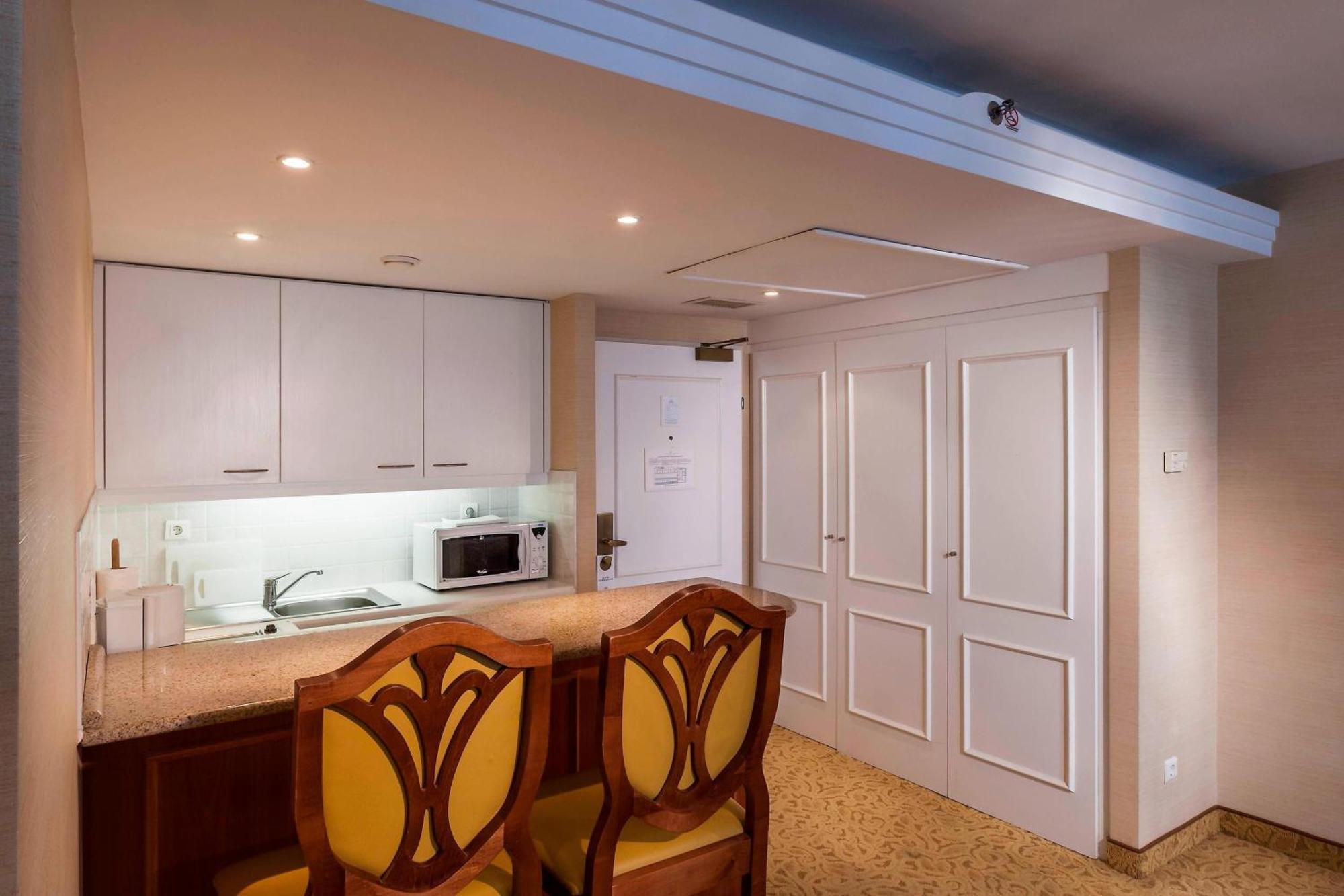 Millennium Court, - Marriott Executive 4* Budapest