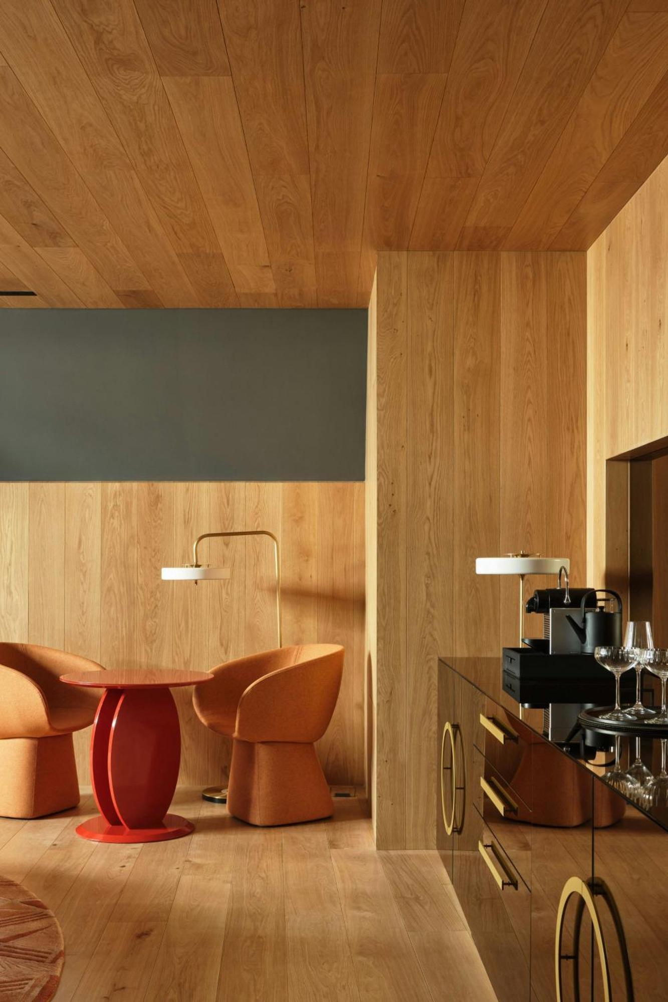 Hotel W 5*