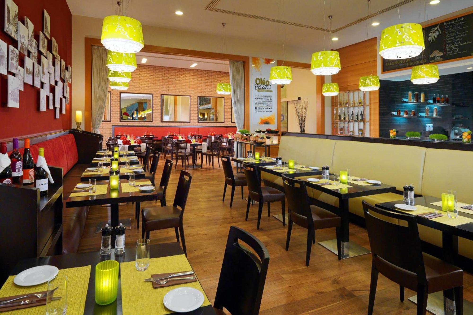 Courtyard By Marriott Center Budapest