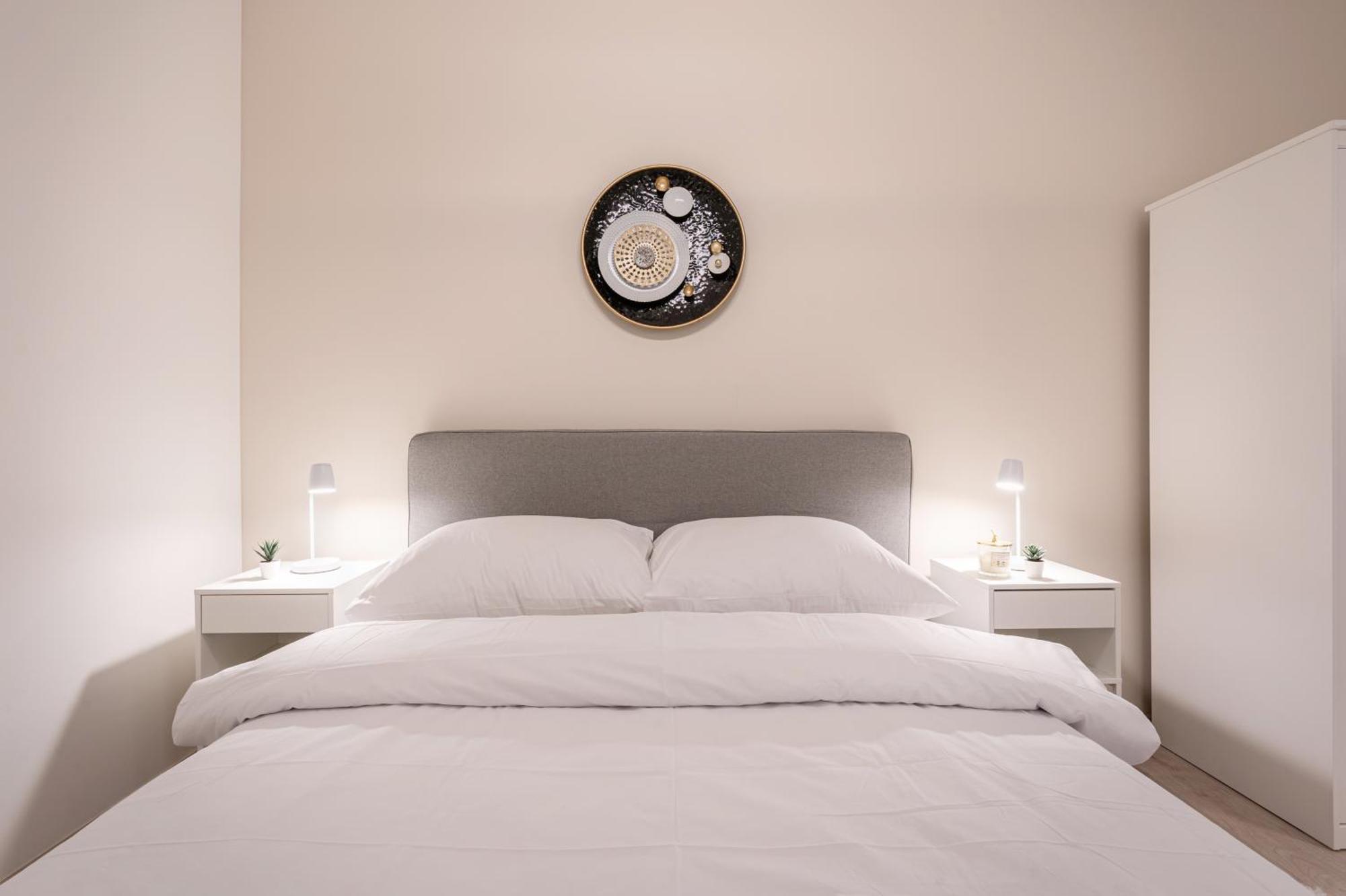 Apartman Kl31 - Urban Escape - Prime Location - Klauzal Square By Bqa *