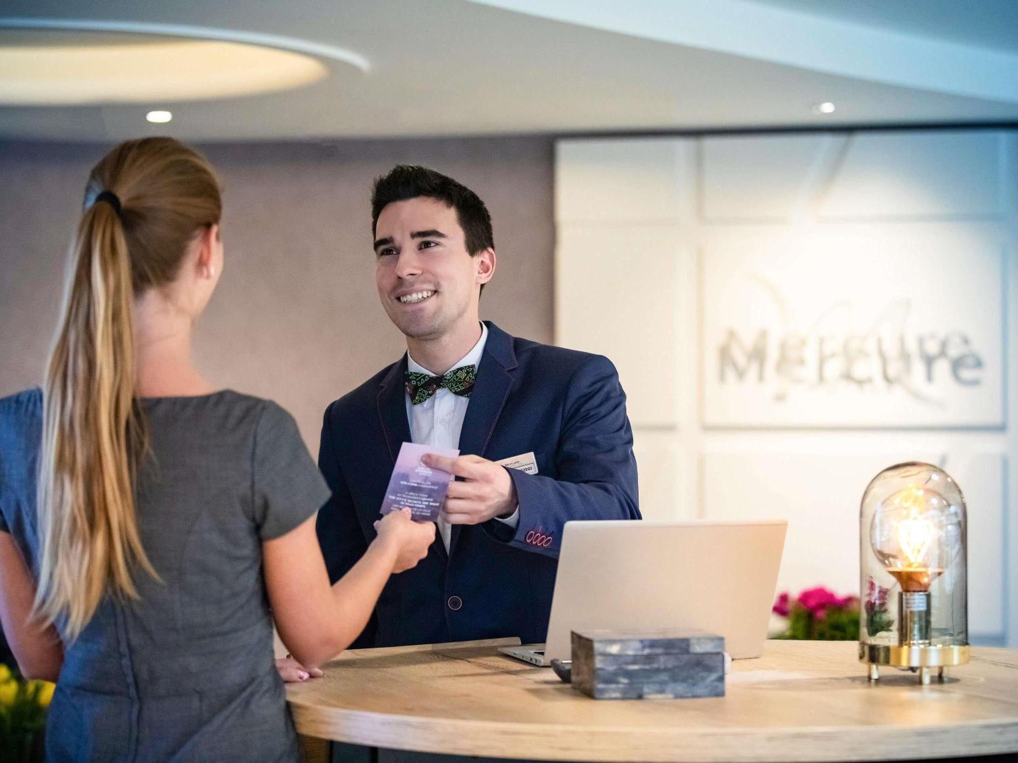 Mercure Center