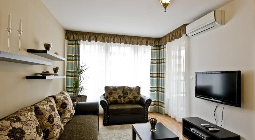Aparthotel Corvin Lux 4*