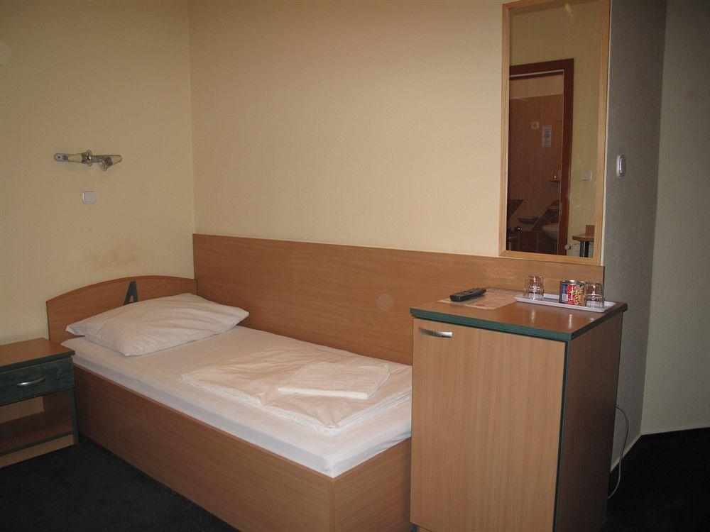 Frühstückspension Alfred Panzio 3*