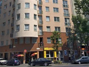 Casa de hóspedes Boulevard Panzio - Self Check-in 3*