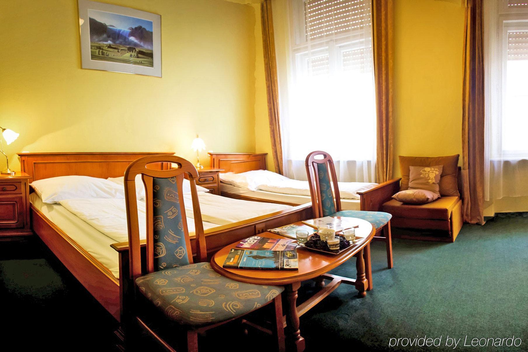 Unio Superior Hotel 3*
