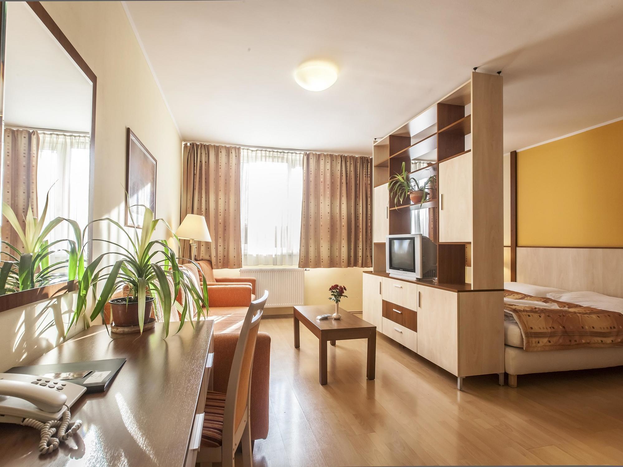Premium House 3*