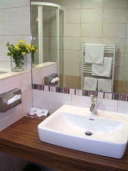 Hotel Normafa & Retreat 4*
