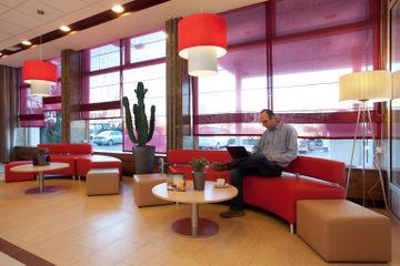 Ibis Citysouth 3*