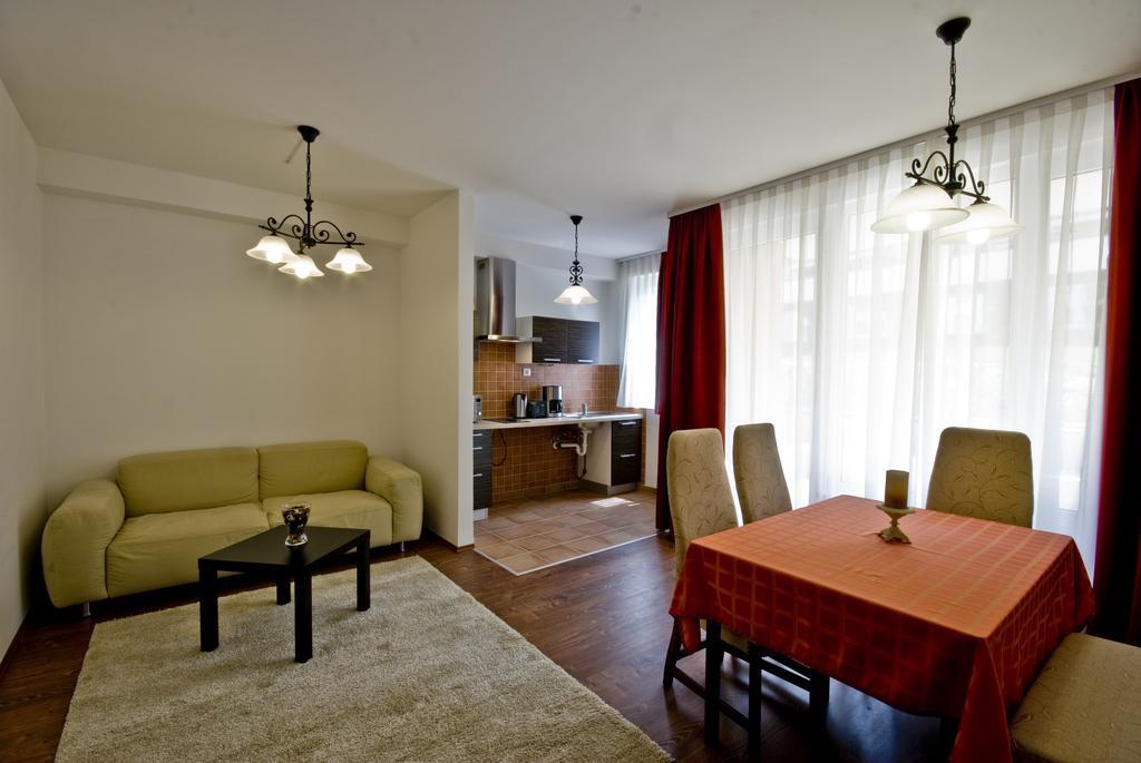 Corvin Lux Aparthotel