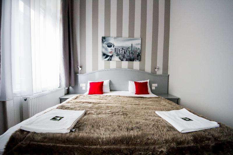 Full Moon Hotel Budapest