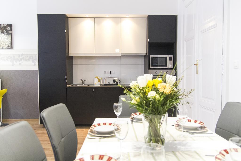 Luxury 2br By The Synagogue Apartment Budapest