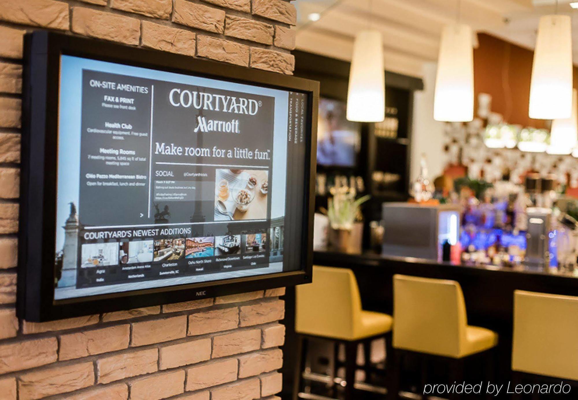 Courtyard By Marriott Center 4*