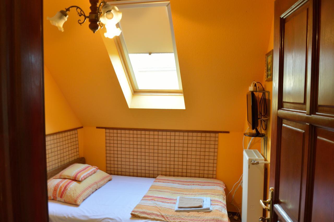 Kisherceg Szallashely Casa de hóspedes 2*