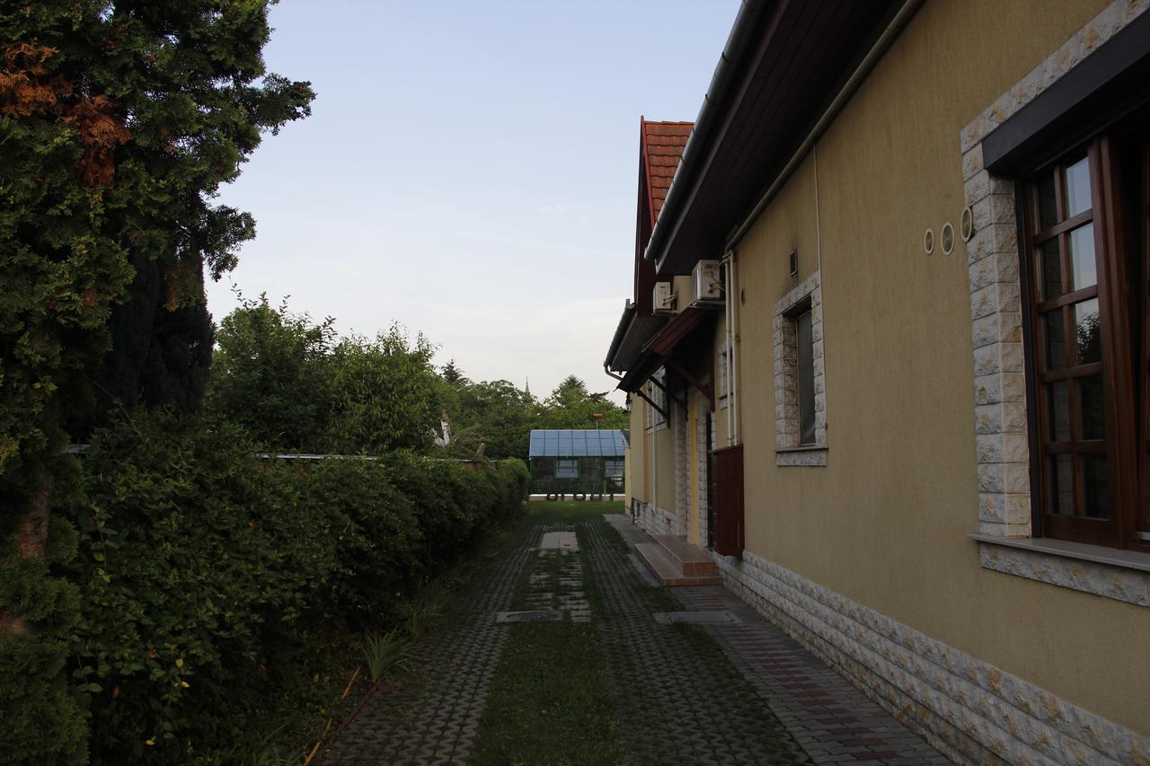 Casa de hóspedes Kisherceg Szallashely 2*