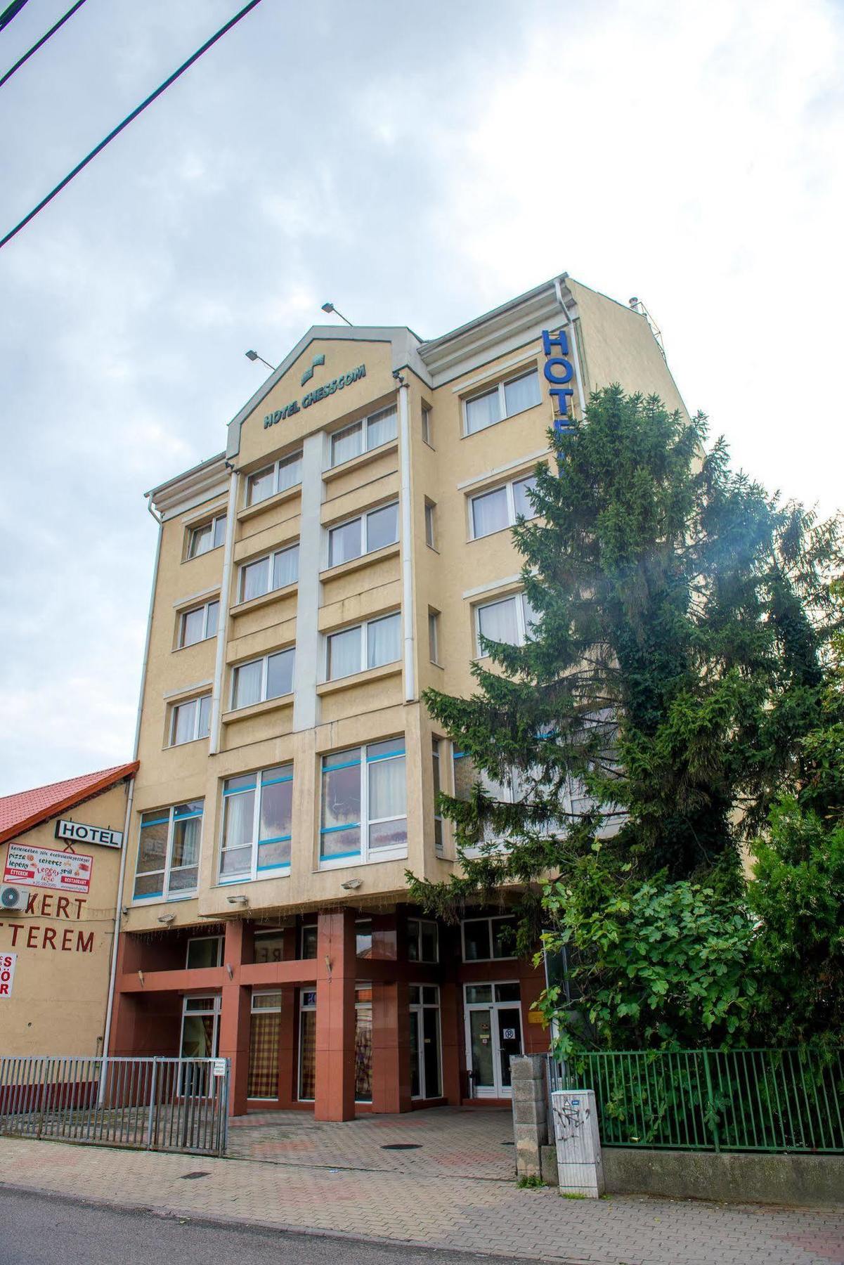 Chesscom Budapest