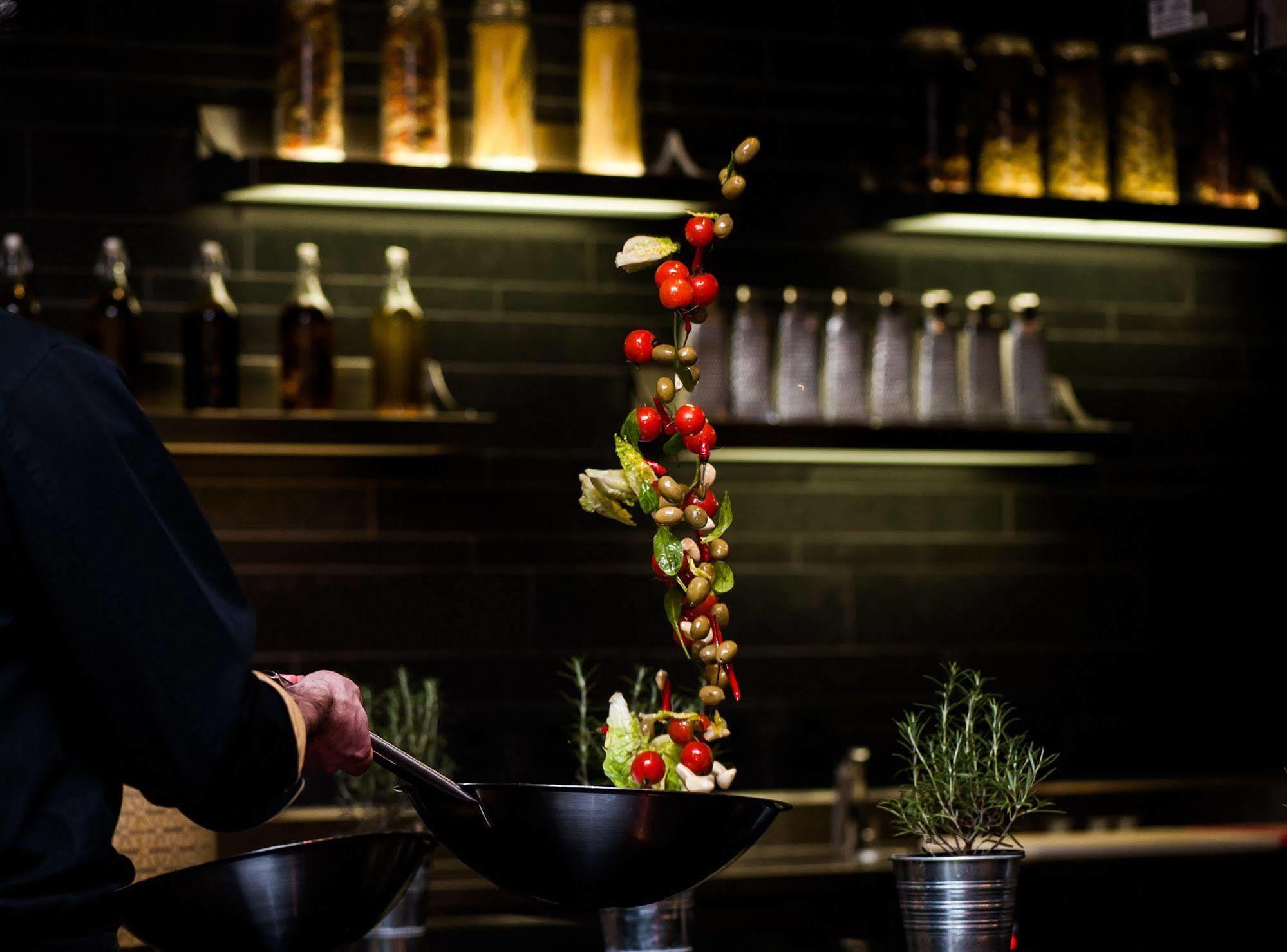 Courtyard By Marriott Center Budapest