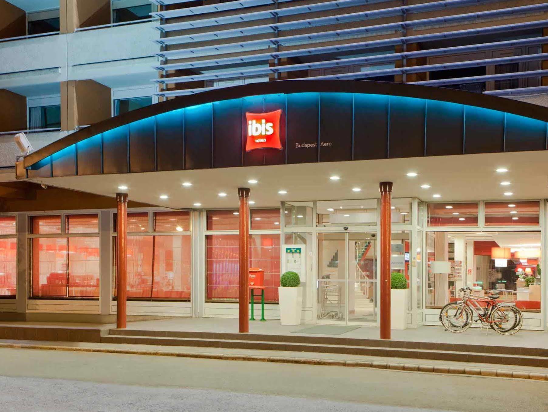 Ibis Citysouth Hotel 3*