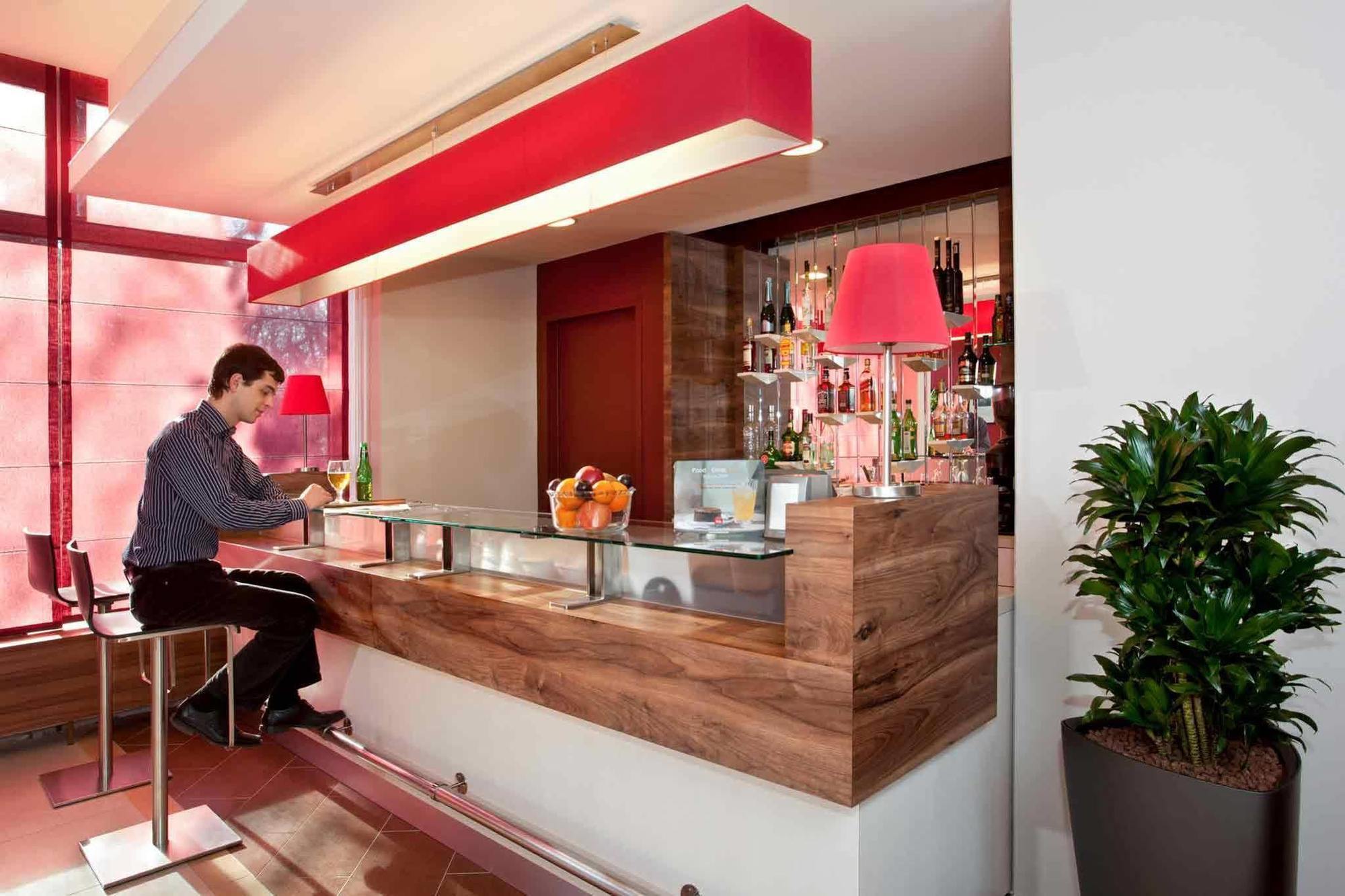Hotel Ibis Citysouth 3*