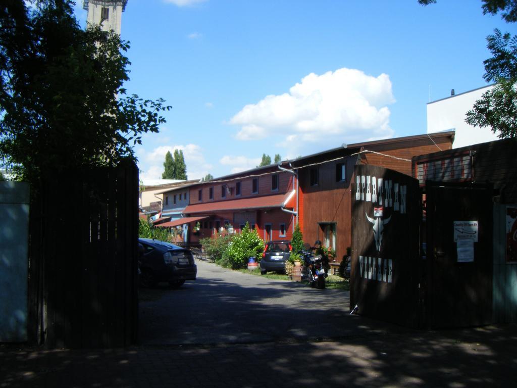 Williams Village Bowling & Country Club Motel Budapeste