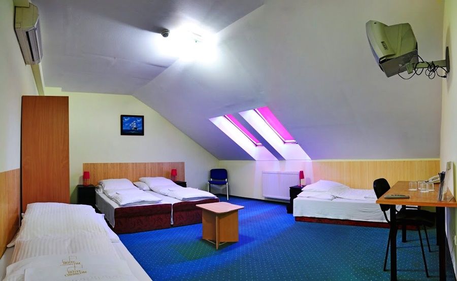 Hotel Chesscom 3*