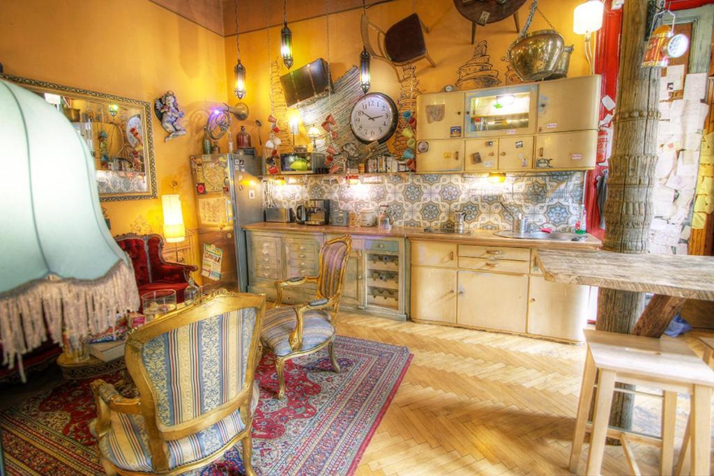 Hostel Lavender Circus Hostel, Doubles & Ensuites *