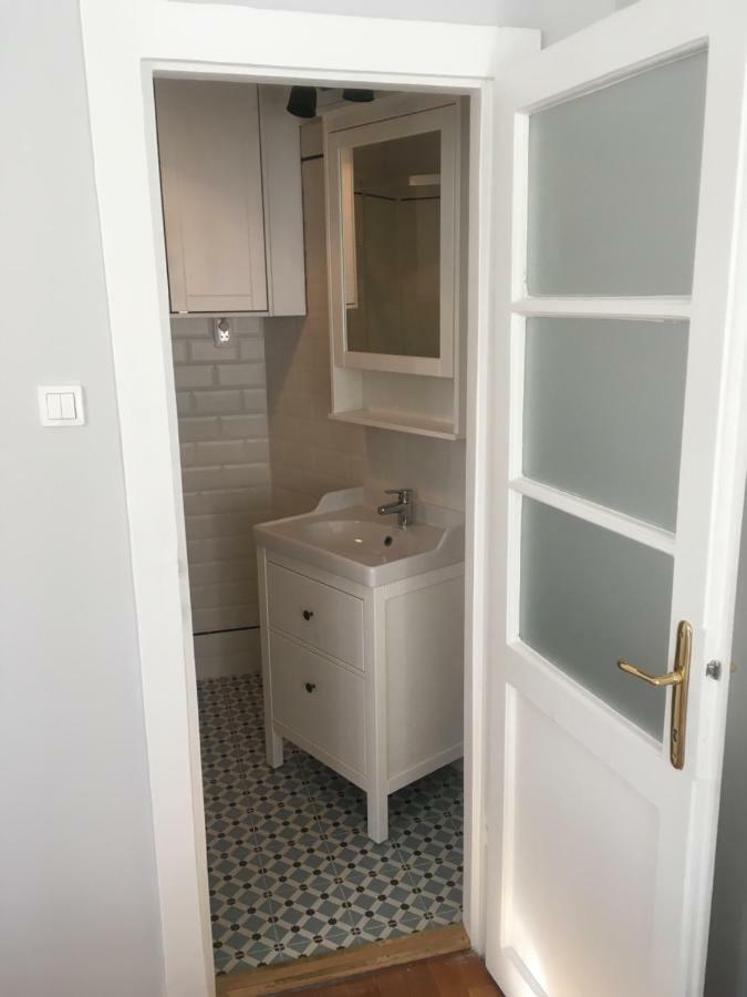 Alma's Romantic Getaway Apartment *