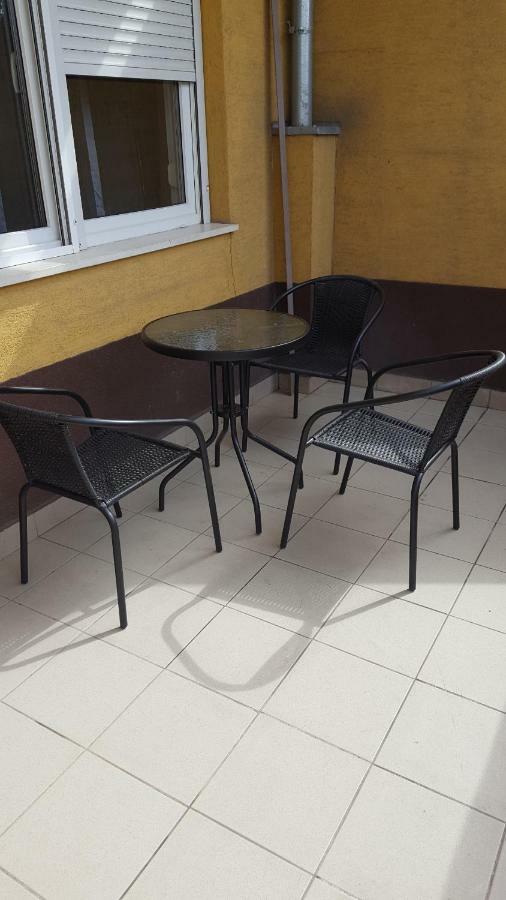 Liget Apartment, Terrace, Free Parking, Ac Apartamento *