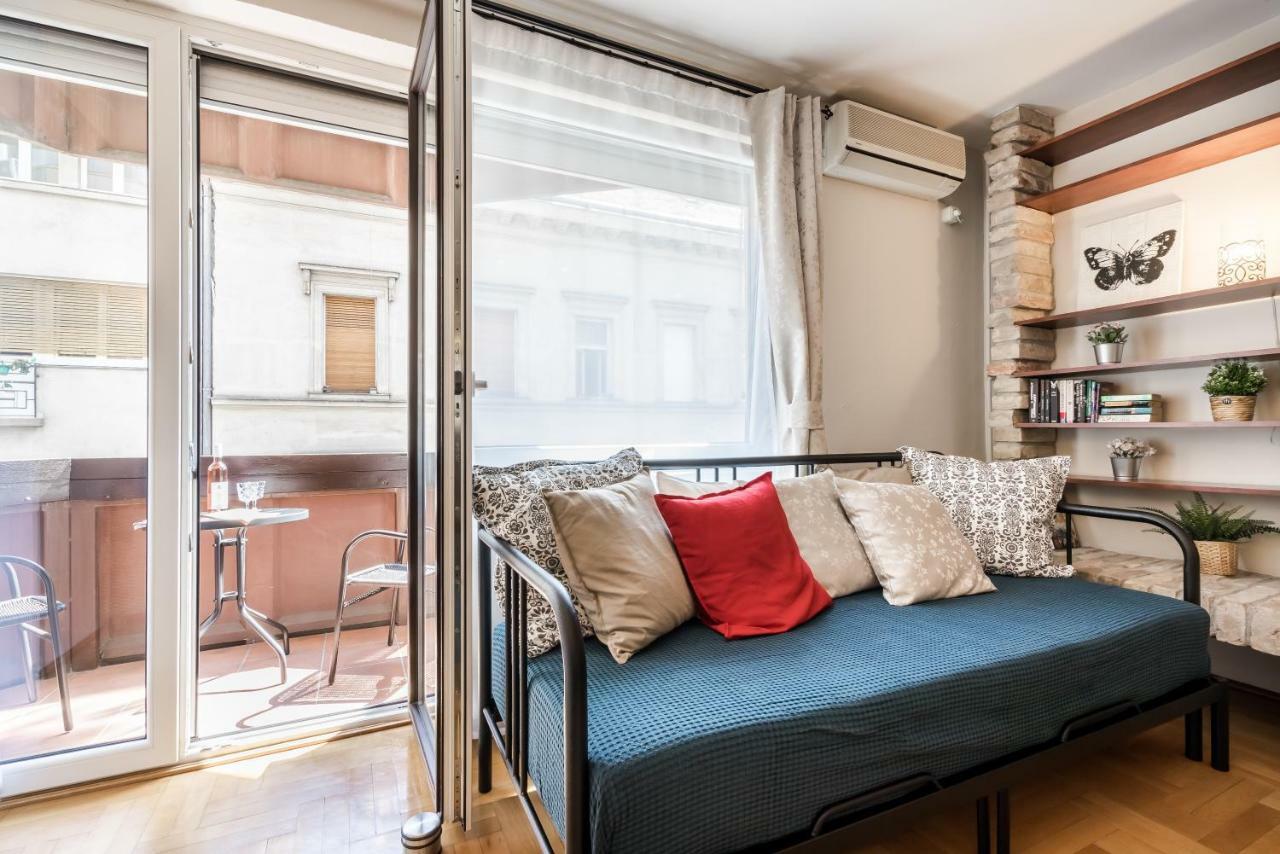 Apartment Bpr Golden Corner With Balcony & A/c