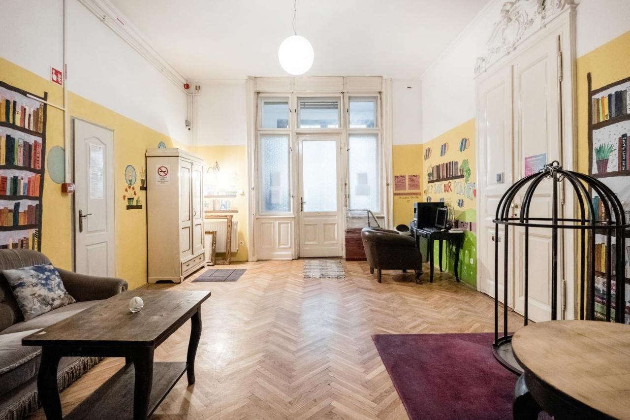 Baroque & Coworking Albergue