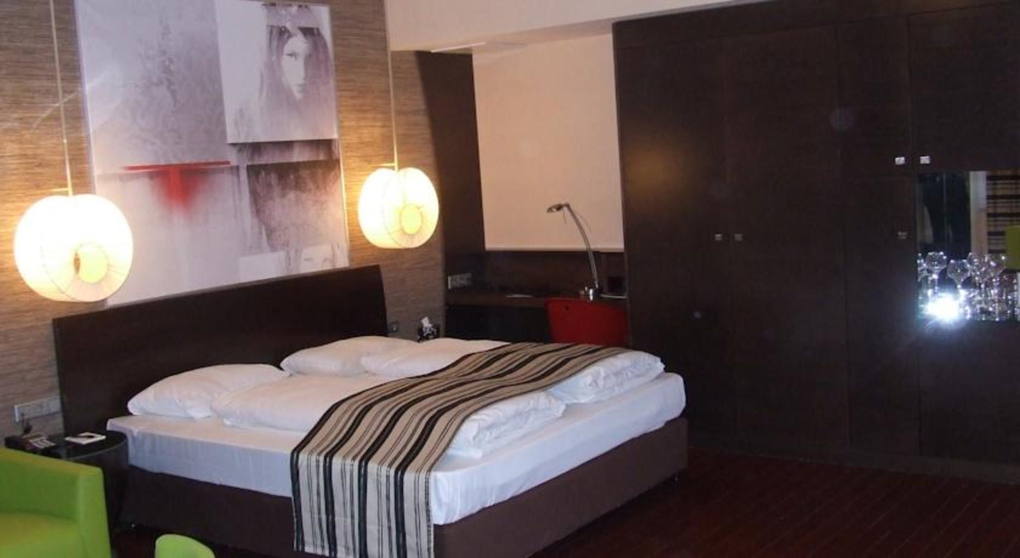 The Honest By Chic & Basic Hotel