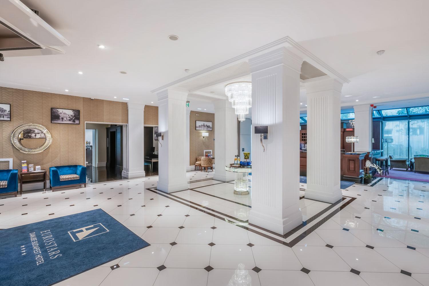 Hotel Eurostars Danube 4*