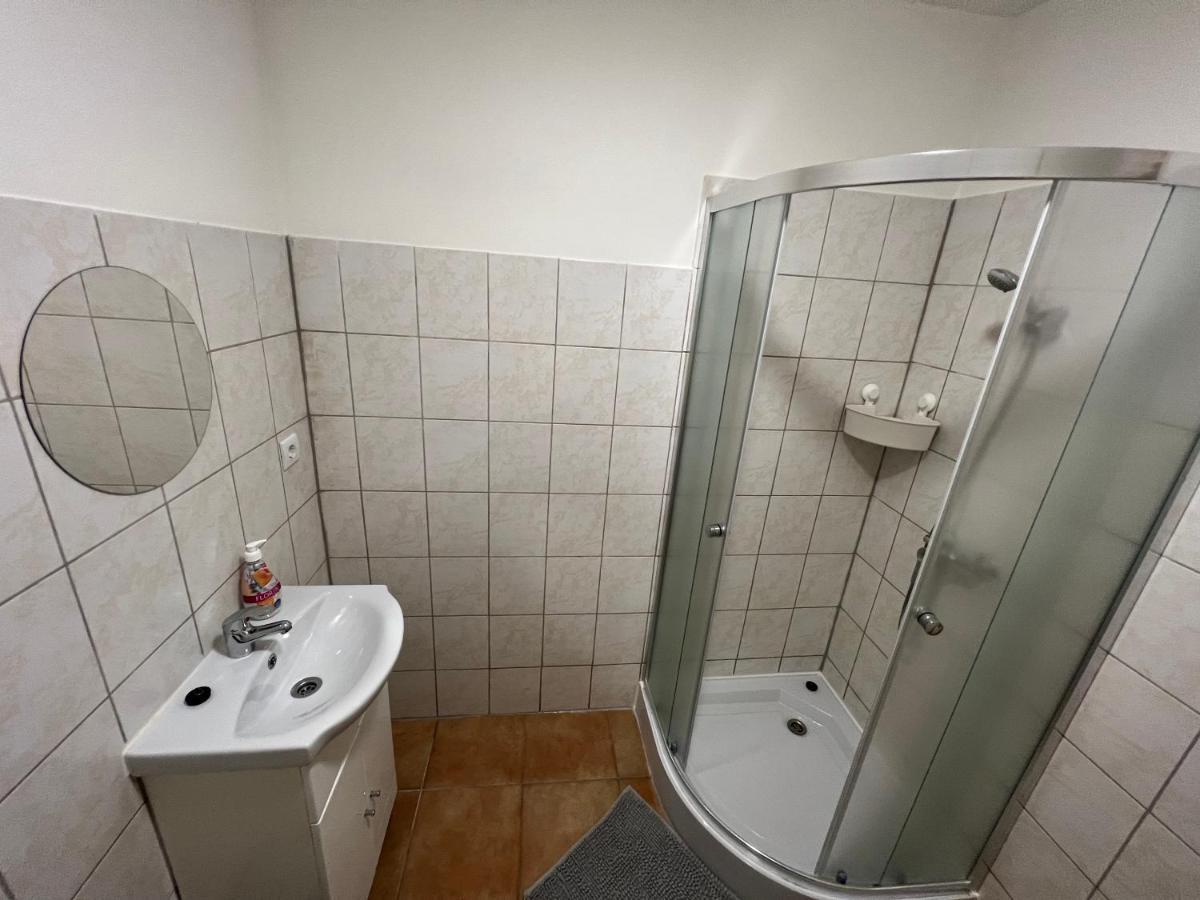Jó Minőségű Lakások Kiváló Közlekedés Mellett Apartman