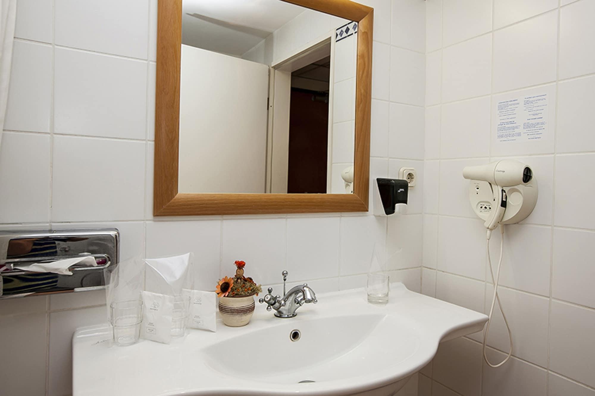 Mediterran Hotel 4*