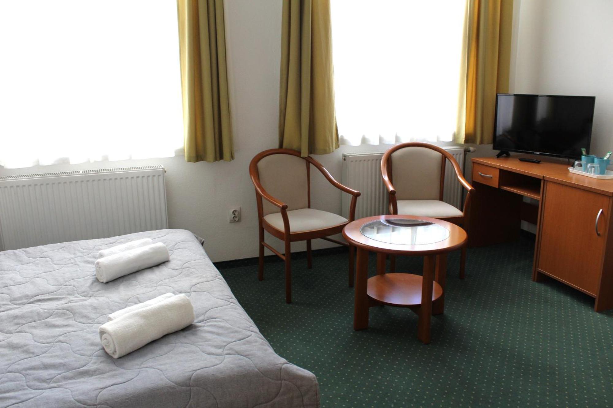 Broadway Guest house 2*