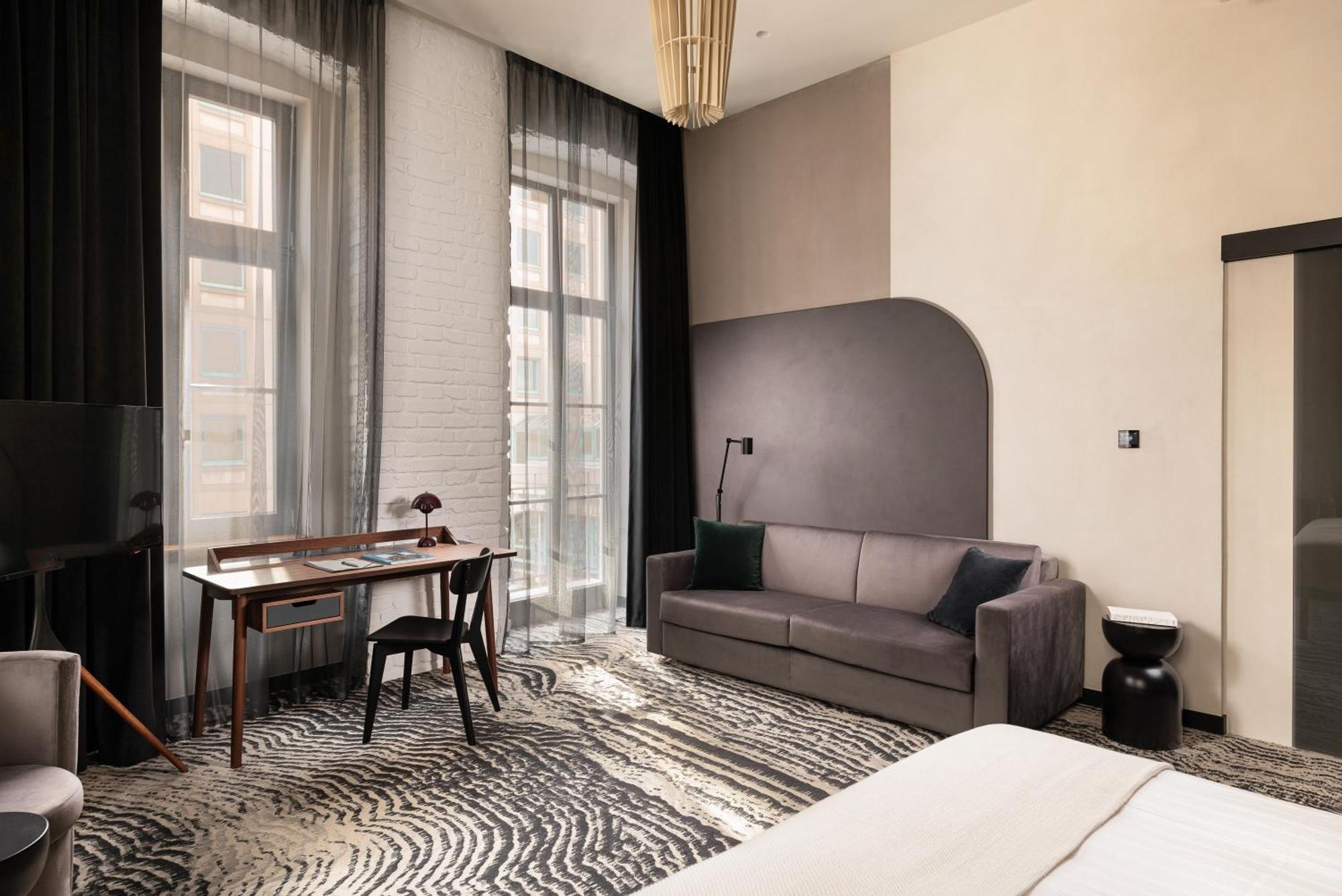 Hotel Gin 4*