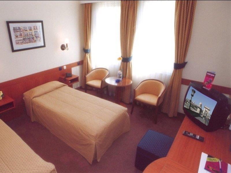 Hotel Mediterran 4*