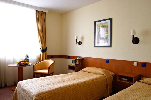 Mediterran Hotel 4*