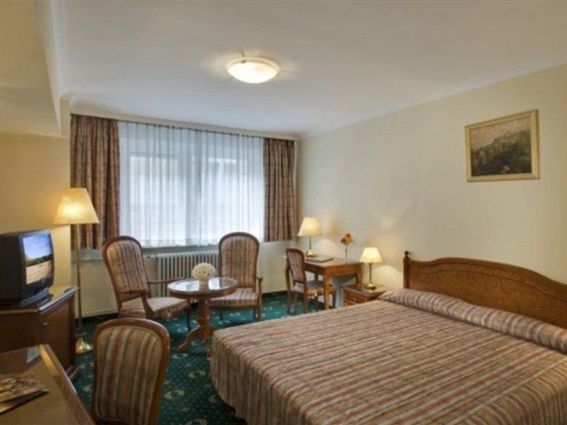 Danubius Astoria Center Szálloda 4*